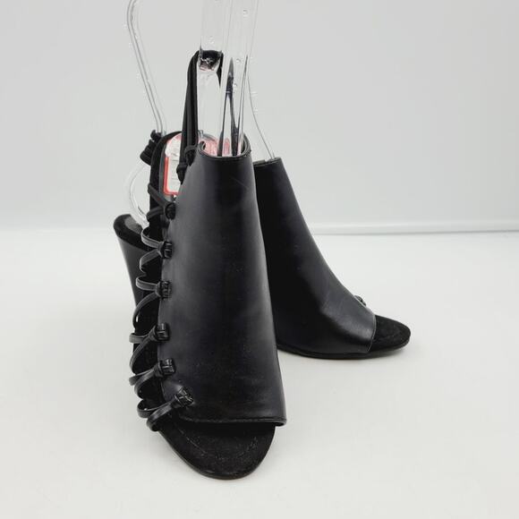 New York Transit Black Vegan Leather Wedge Sandal, Size 7 M  **NEW** - Picture 1 of 8